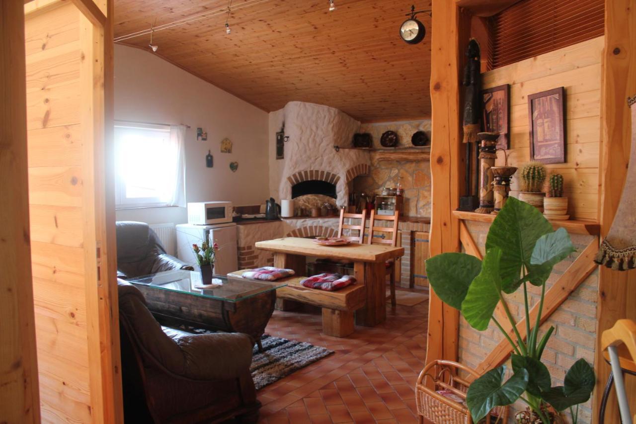 Ubytovani V Soukromi Klima Cesky Krumlov Bagian luar foto